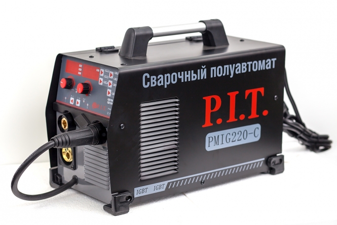 Сварочный полуавтомат P.I.T. PMIG 220-C.